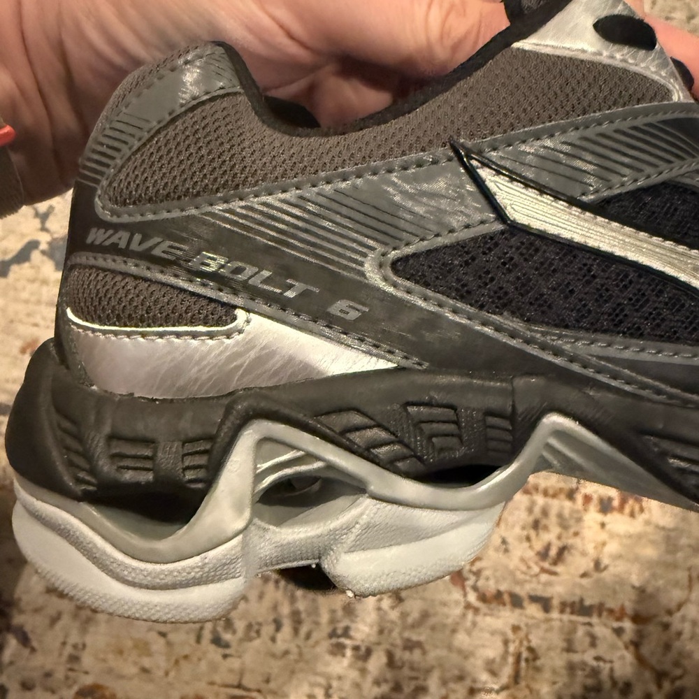 Mizuno Wave Bolt 6 Volleyball Shoes 430224 9073 Black Grey Women's U.S Size 7.5 - Picture 6 of 7